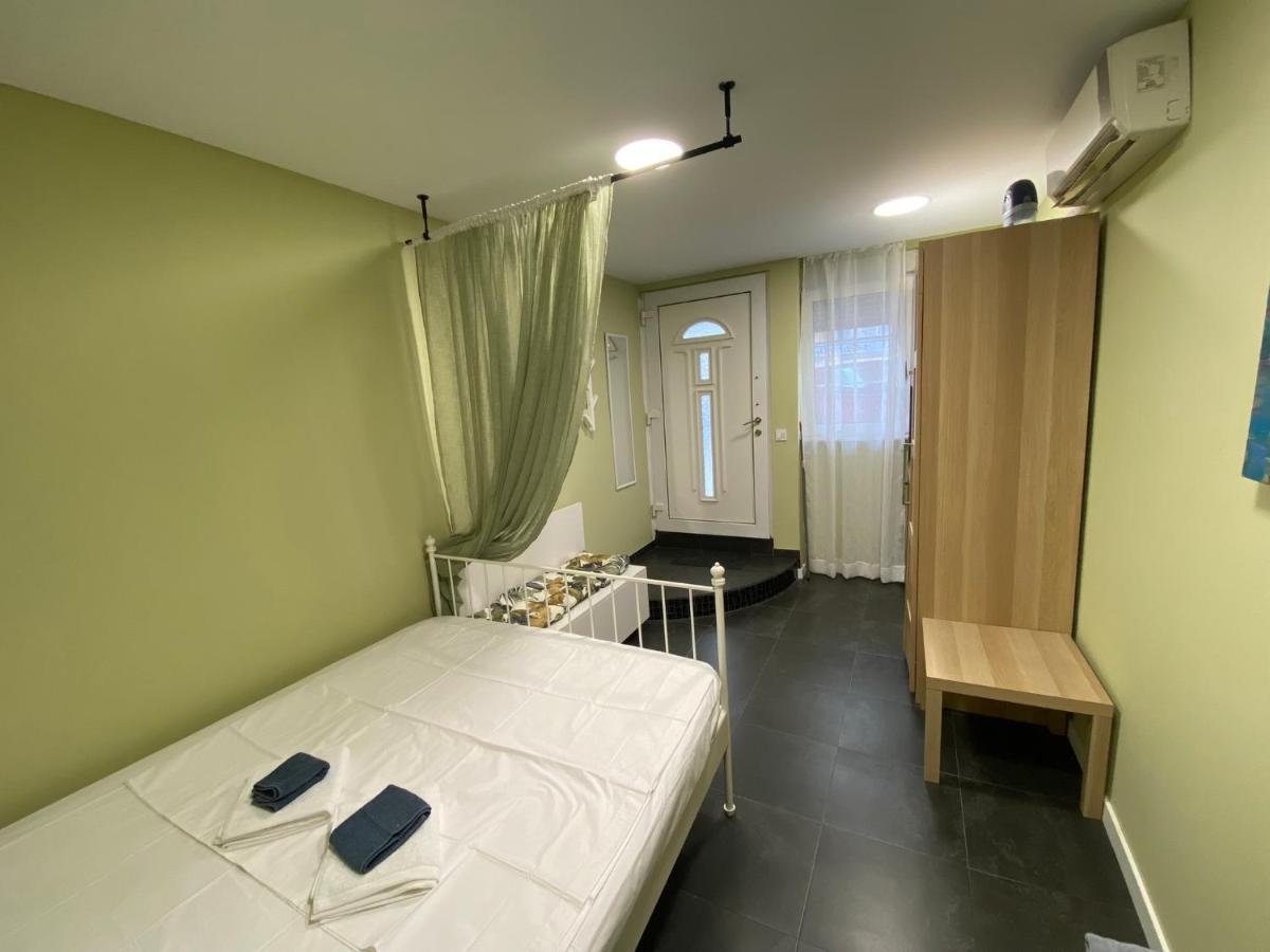 Nirvana'S Compact Studio Apartment Thessaloniki Exterior photo